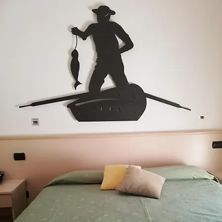 飞奥罗尼酒店 3*