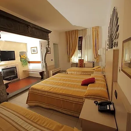 Hotel Fioroni