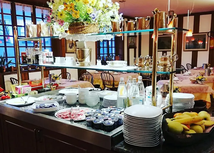 飞奥罗尼酒店 3* 贝拉焦