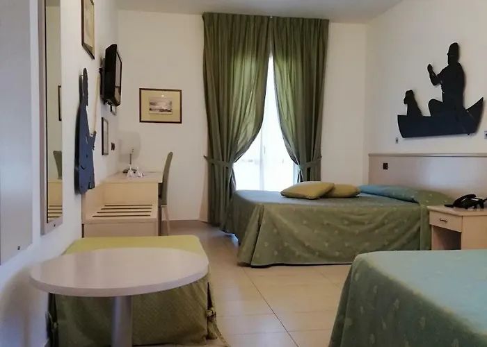 飞奥罗尼酒店 3* 贝拉焦