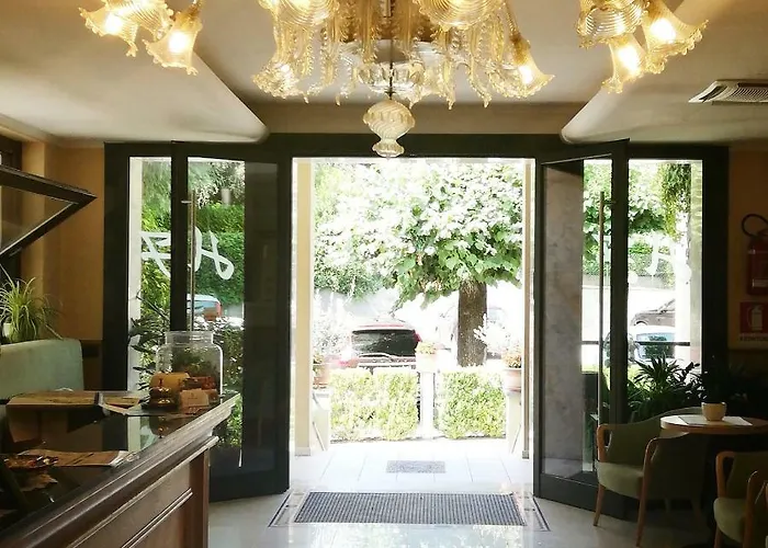 飞奥罗尼酒店 酒店 贝拉焦